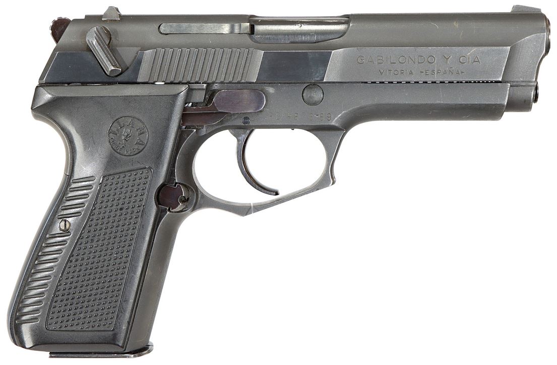 Llama M-82